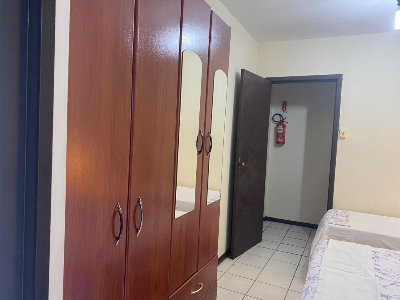 Apartamento de 1 Dormitorio 50 Metros Da Praia de Bombinhas