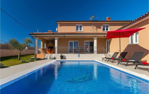 Villa Divsici — 4-Star Luxury Hotel in Marcana, Croatia