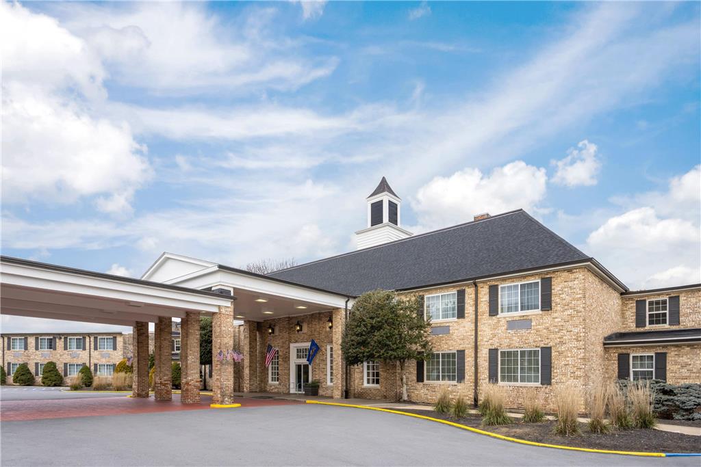 Penn Harris Hotel Trademark Collection by Wyndham — hotel in Camp Hill