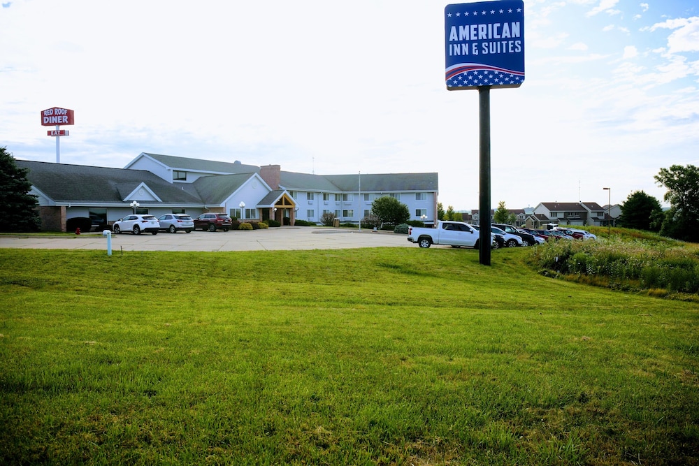 American Inn and Suites - photo 30