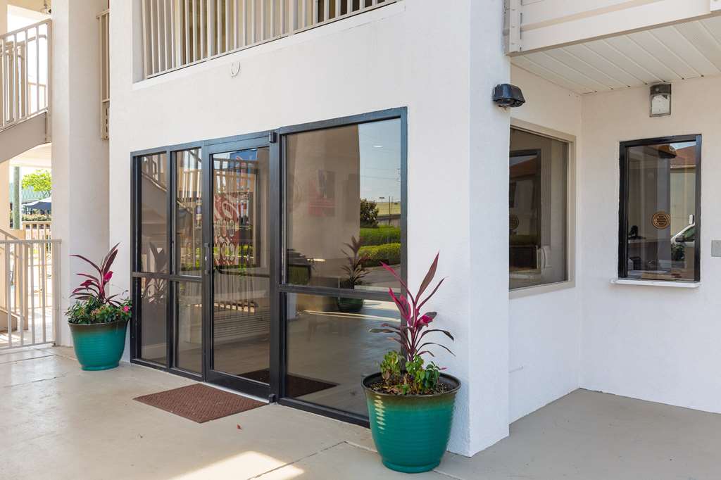 Motel 6 Albany GA - photo 2