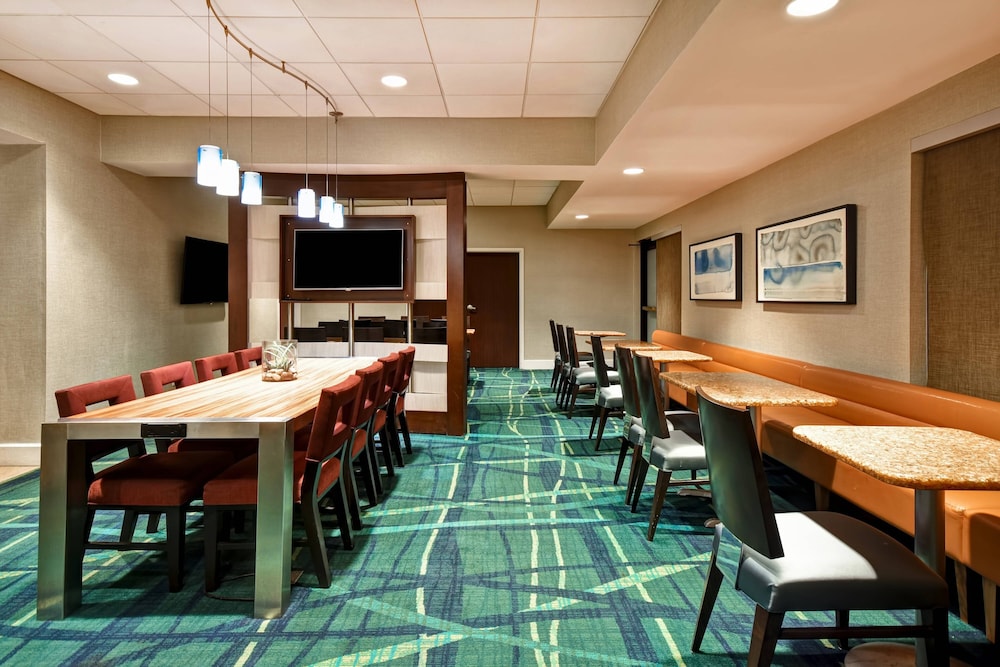 SpringHill Suites by Marriott Baltimore BWI Airport - photo 36