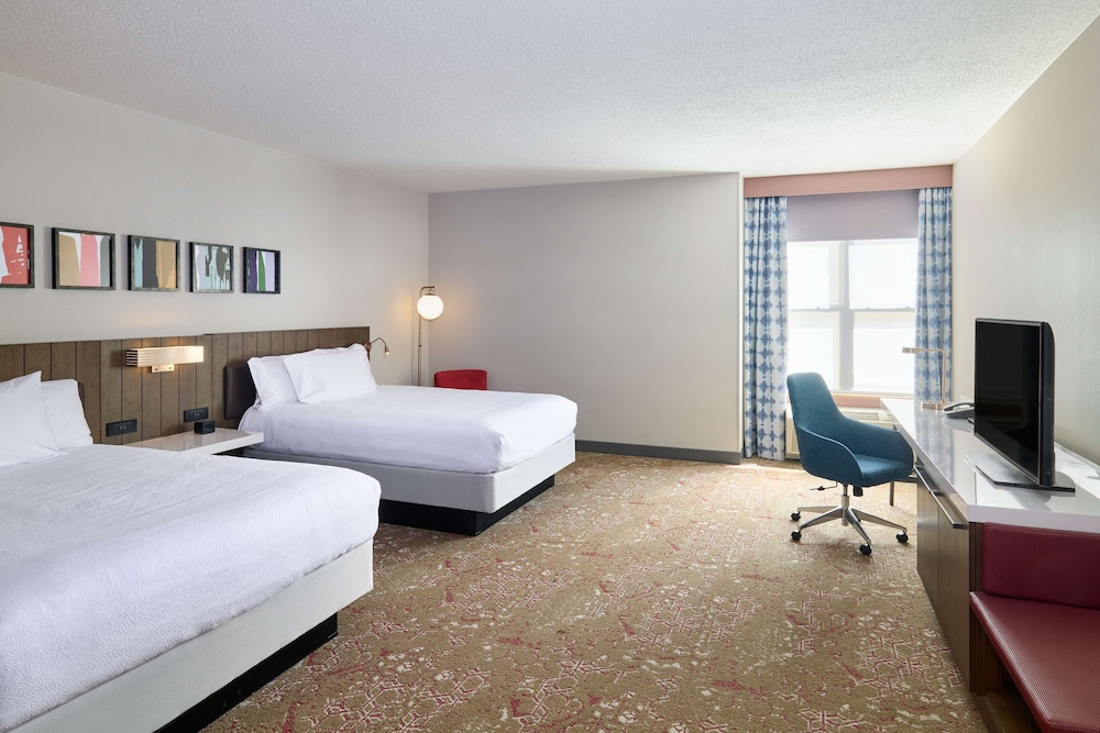 Hilton Garden Inn Bloomington - photo 16