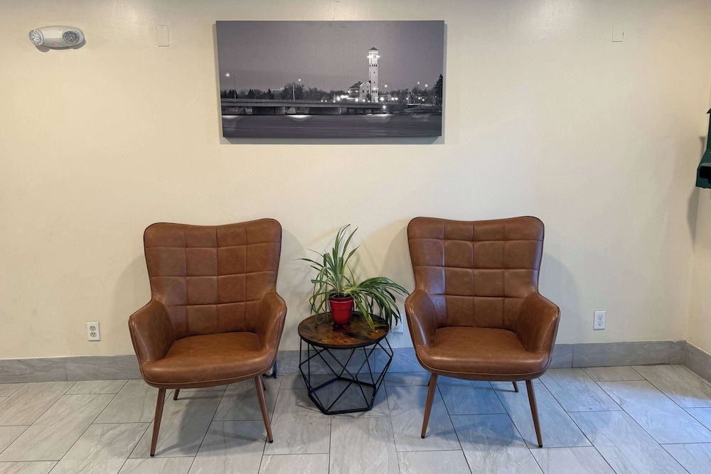 Baymont by Wyndham Great Falls City Center - photo 6