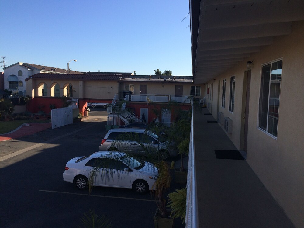 Long Beach Motel - photo 33