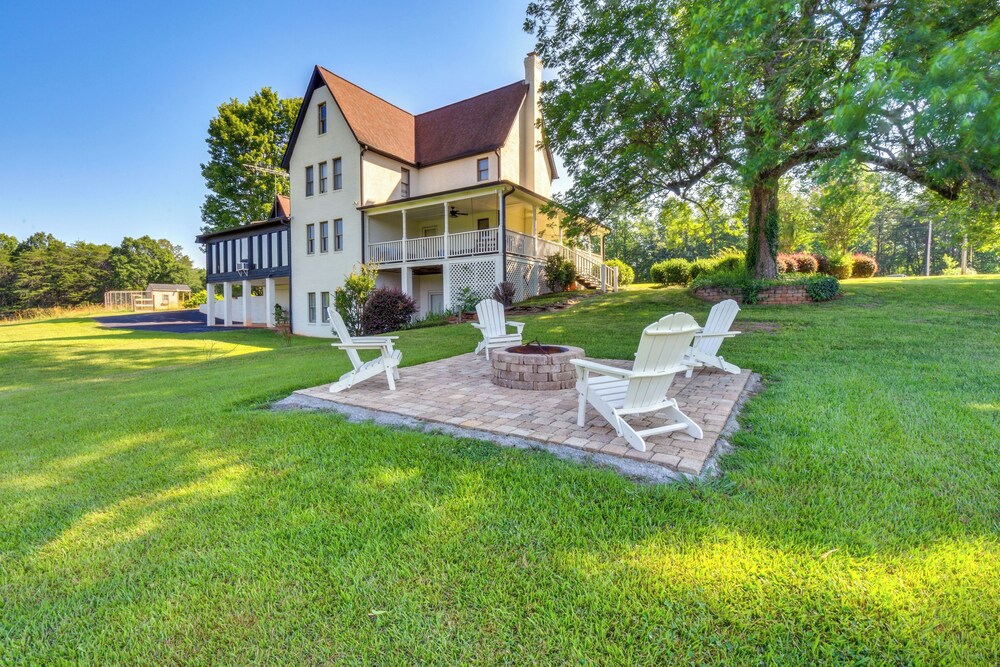 Home W Fire Pit On 27 Acres In Walhalla 19749281 — Walhalla