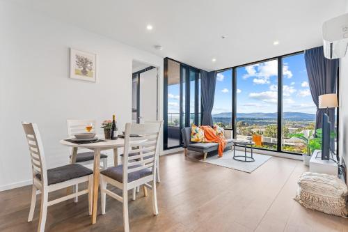 Sky Garden On The Glen — 4-Star Luxury Hotel in Glen Waverley, Australia