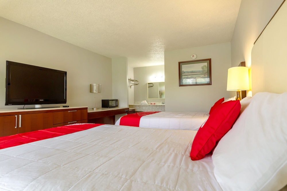 Americas Best Value Inn Rockford - photo 10