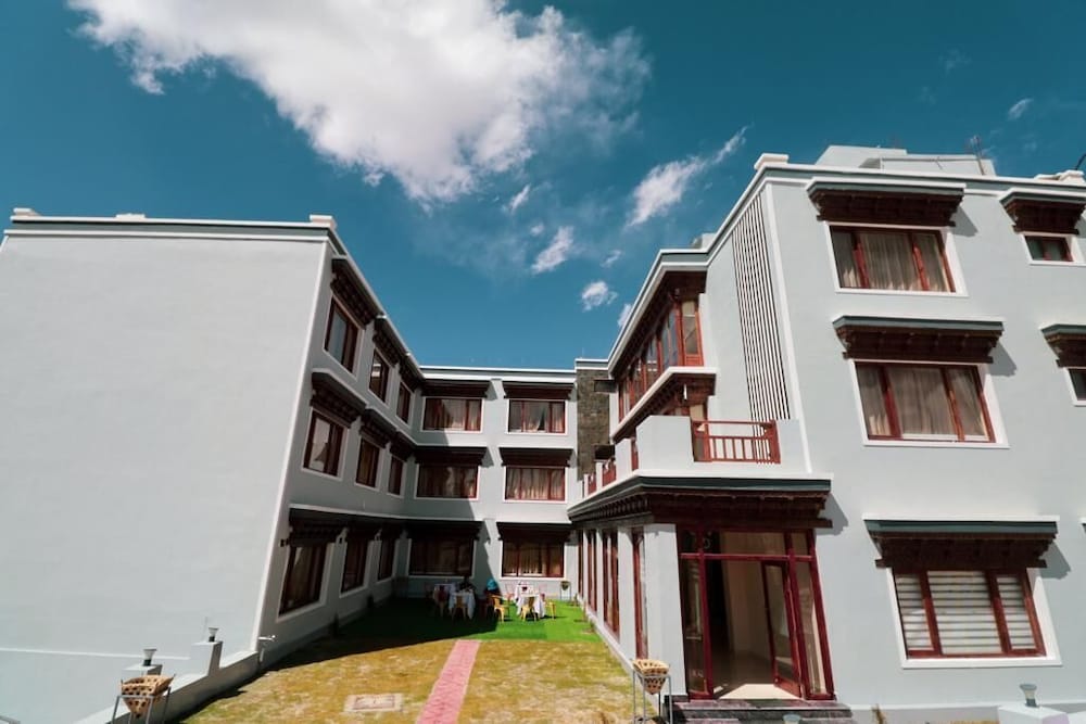 Crown Himalaya Hotel in Leh, India