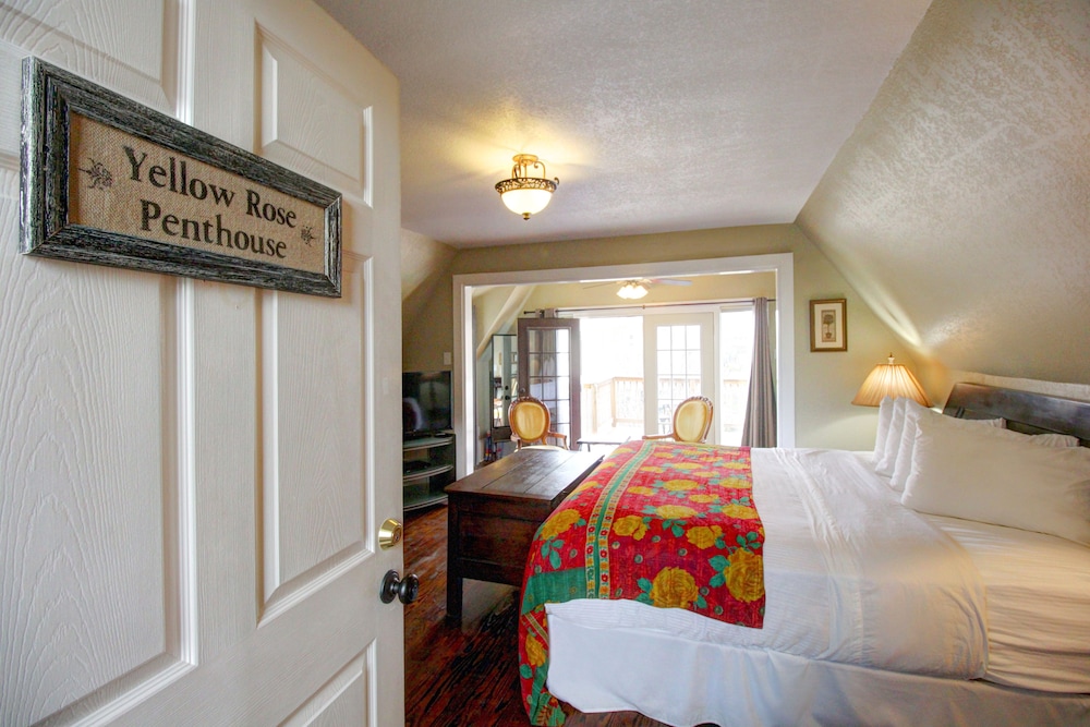 Inn on the Riverwalk - photo 16