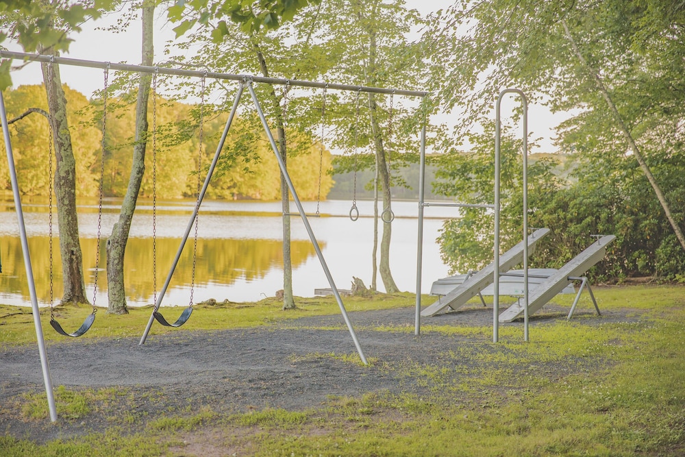 Mountain Springs Lake Resort - photo 338