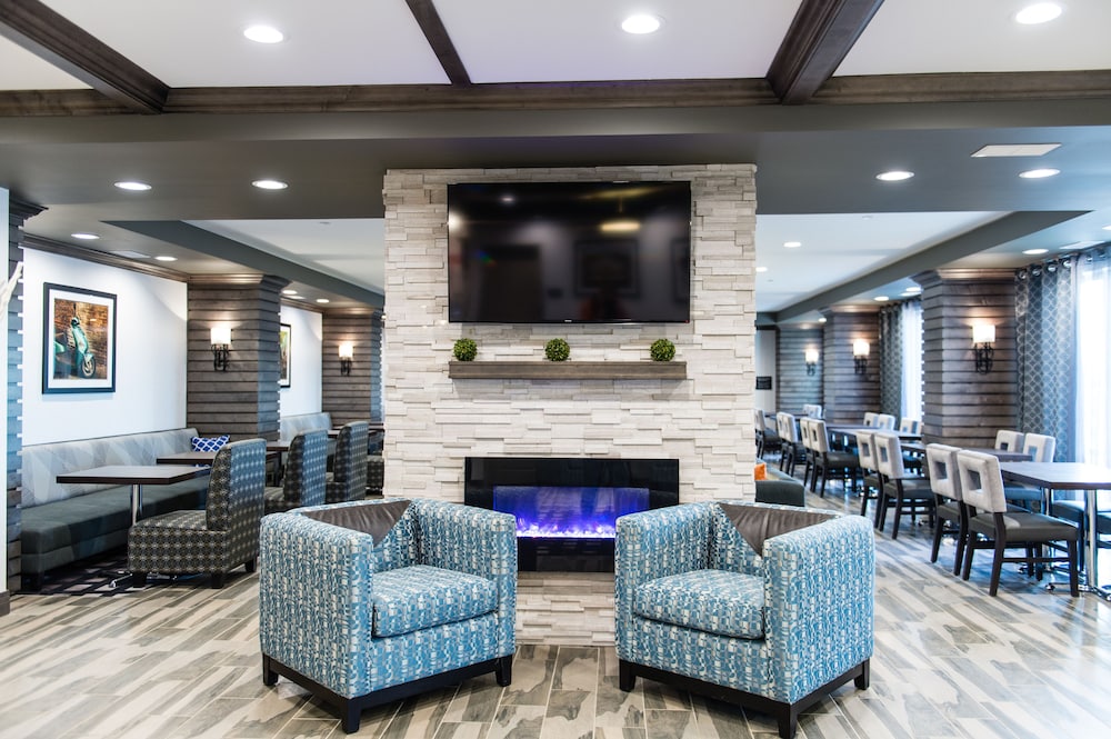 Western Star All Suites Signature Hotel — Estevan — photo 5