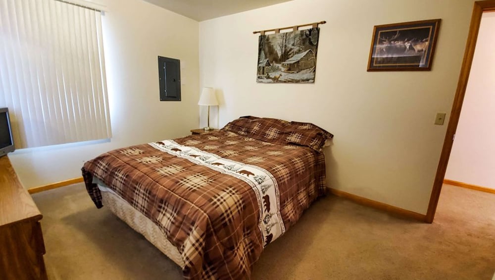 Jasper Ridge Inn Ishpeming - photo 73