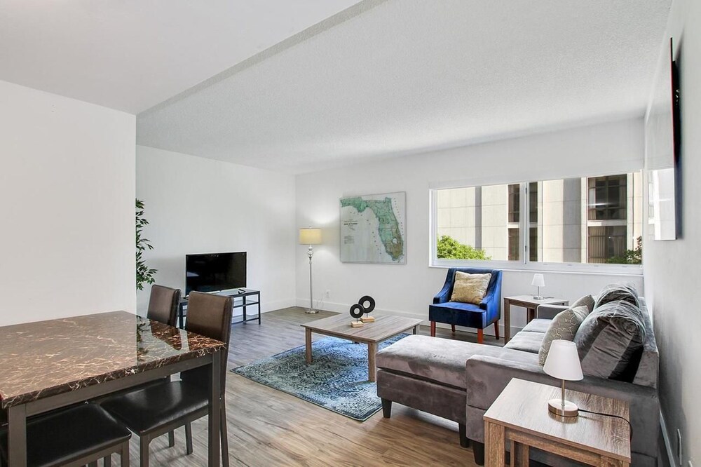 Bohemian 1BR in Coconut Grove by Sonder - photo 12