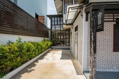 Haheng House