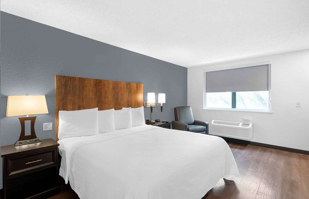Extended Stay America Premier Suites Miami Downtown Brickell - photo 18