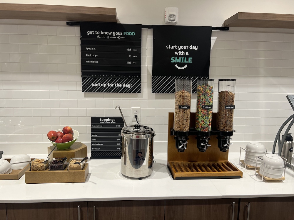 Holiday Inn Clarksville Northeast by IHG - photo 39