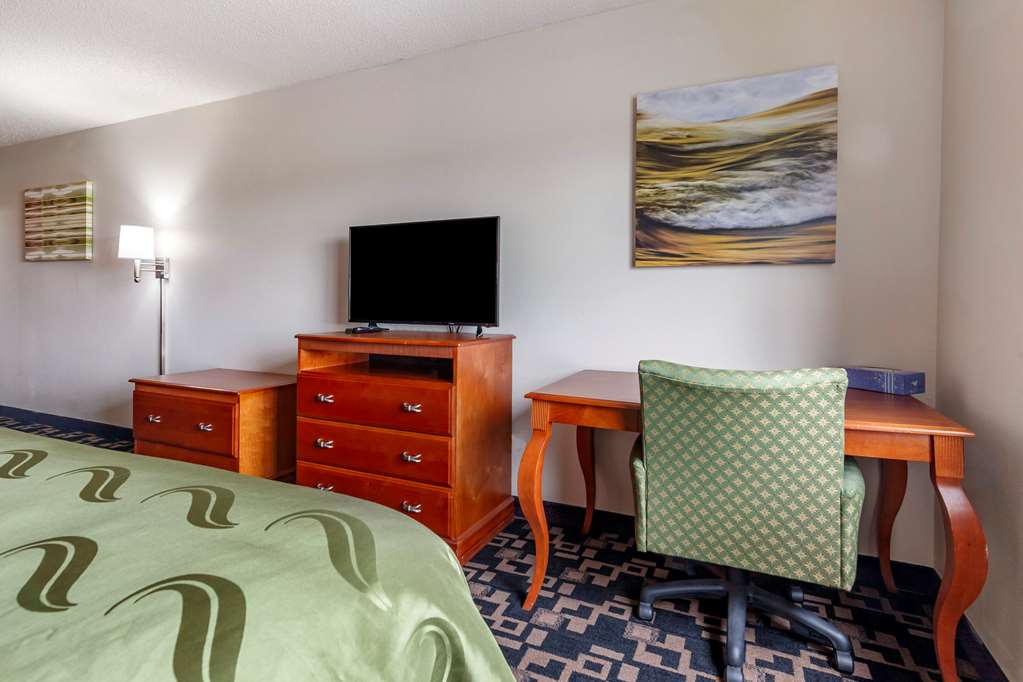 Quality Inn Redgranite - photo 26
