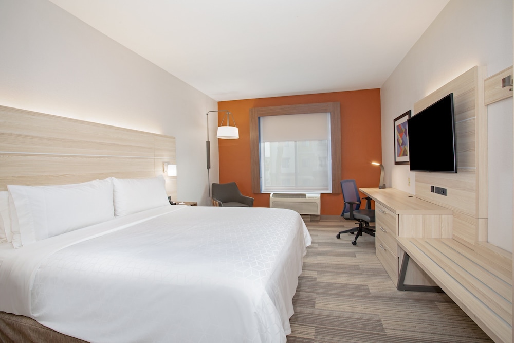 Holiday Inn Express & Suites Phoenix Glendale Sports Dist by IHG - photo 14
