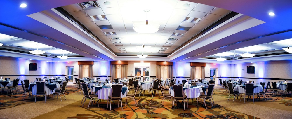 Hilton Garden Inn Watertown Thousand Islands - photo 66