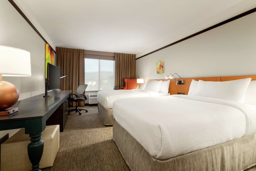 Hilton Garden Inn Medford OR - photo 14