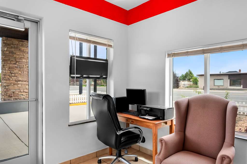 Econo Lodge Panguitch near Bryce Canyon - photo 32