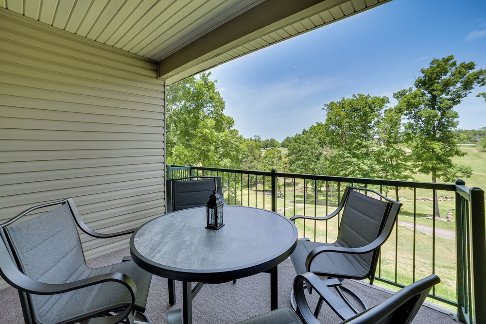 Game & Movie Rooms Unit 4 Mi to Branson Landing — 4-Star Luxury Hotel in Branson, United States