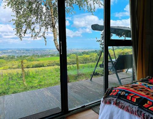 The Cabin in the Woods — 4-Star Luxury Hotel in Dublin, Republic of Ireland