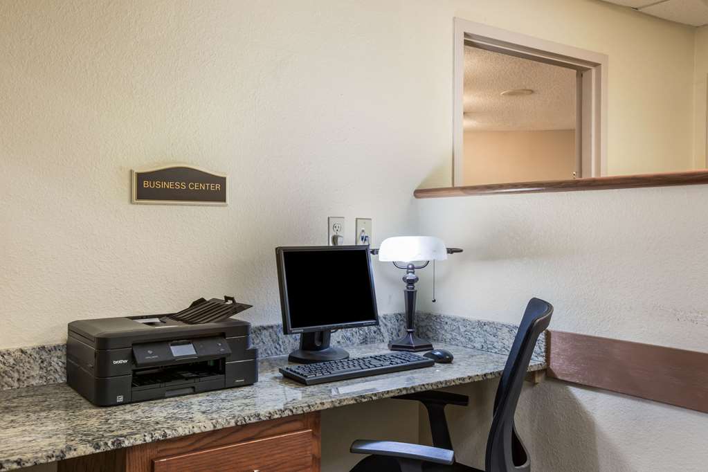Quality Inn & Suites Lawrence University Area - photo 49