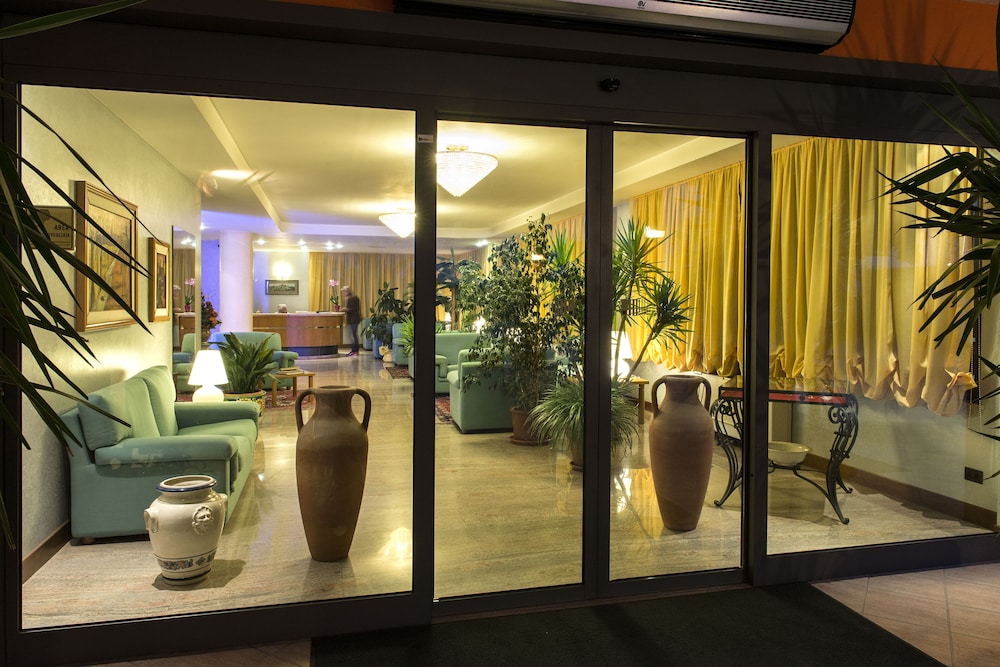 Torresi — hotel in Potenza Picena