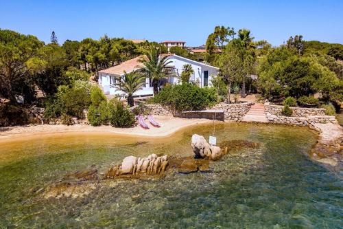 Villa Belò — 4-Star Luxury Hotel in La Maddalena, Italy