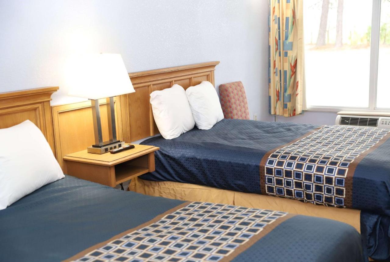 Super 8 by Wyndham Florence SC I 95 North Hwy 76 - photo 5