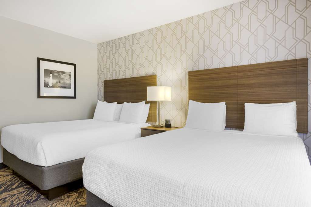 Best Western Plus Bayside Inn - photo 24