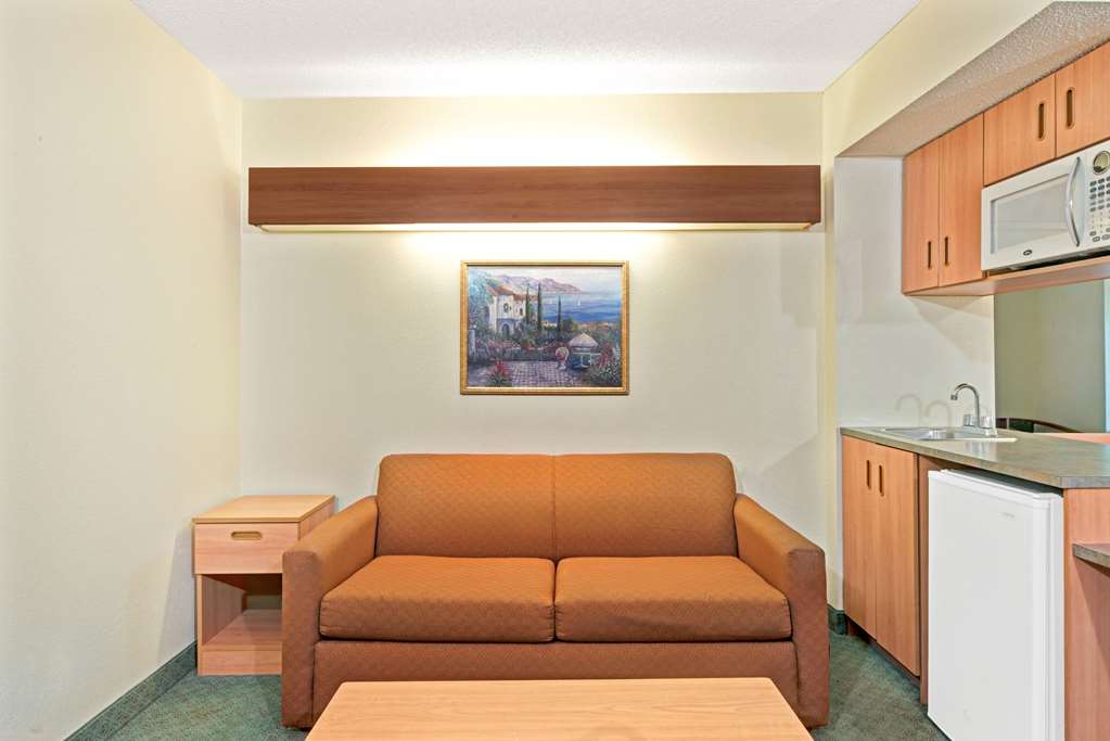 Microtel Inn & Suites by Wyndham Cordova Memphis I 40 East - photo 31
