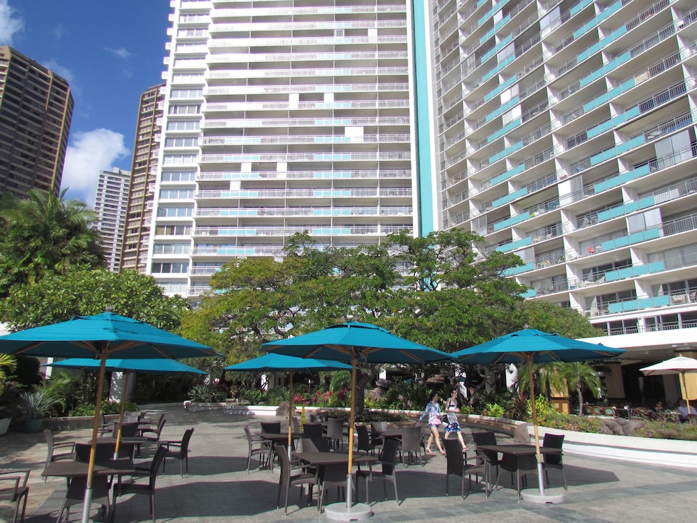 Ilikai Hotel by Hello Relaxation - photo 36