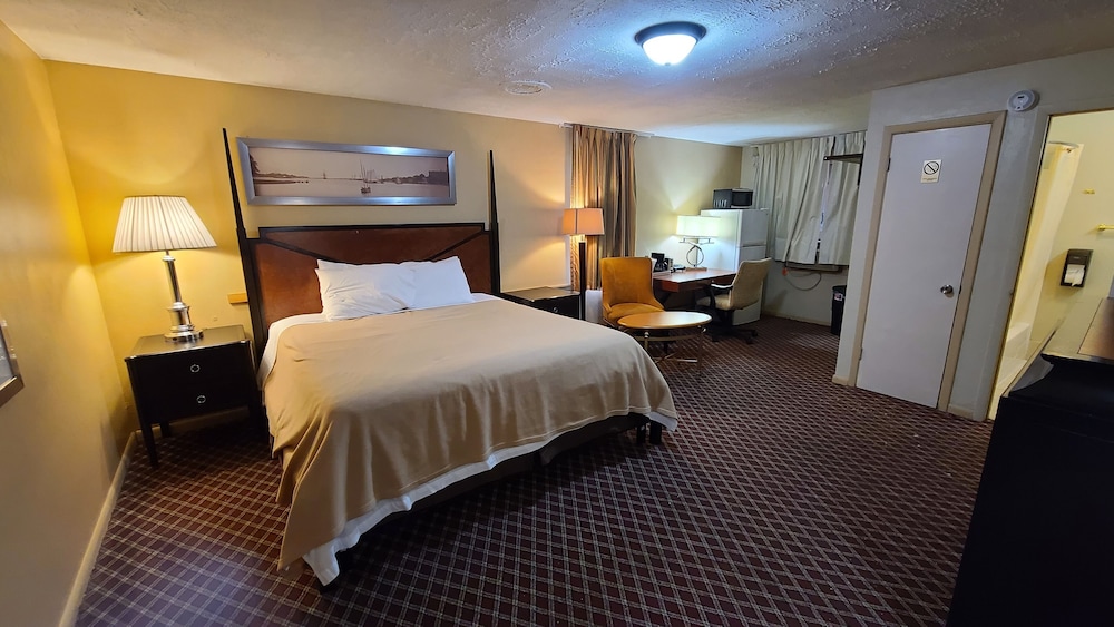 Presque Isle Motel - photo 3