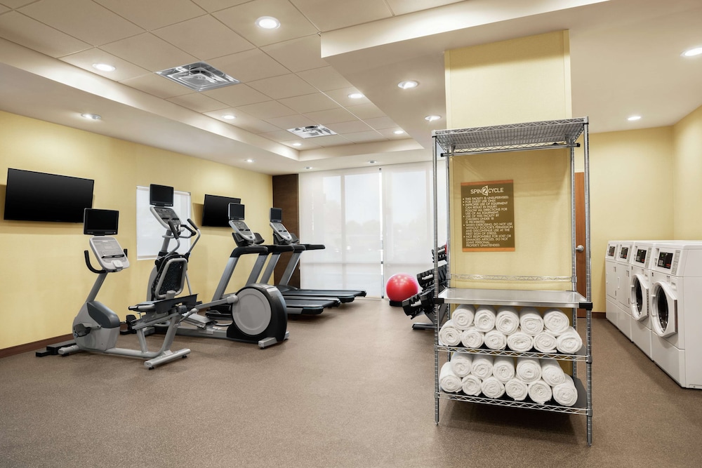 Home2 Suites by Hilton Warminster Horsham - photo 26