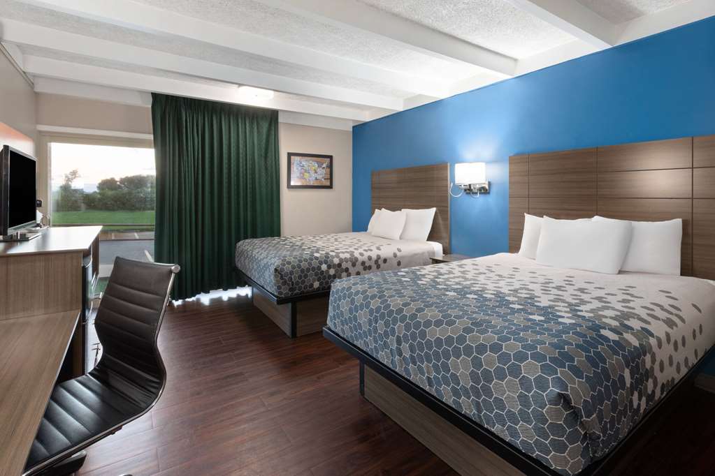 Baymont by Wyndham Bay City - photo 9