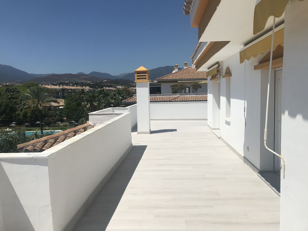 Puerto Banus Luxury Penthouse — Marbella