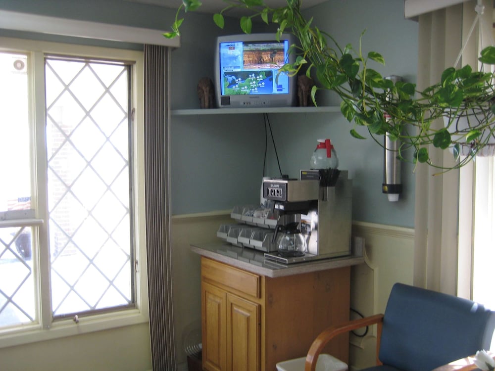 Guest House Motel - photo 5