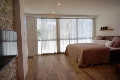 FeWo Dansenberg — 4-Star Luxury Hotel in Kaiserslautern, Germany