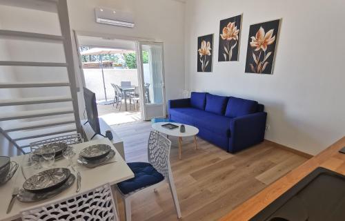 Maison RAcnovAce A Marseillan Plage — 4-Star Luxury Hotel in Marseillan, France