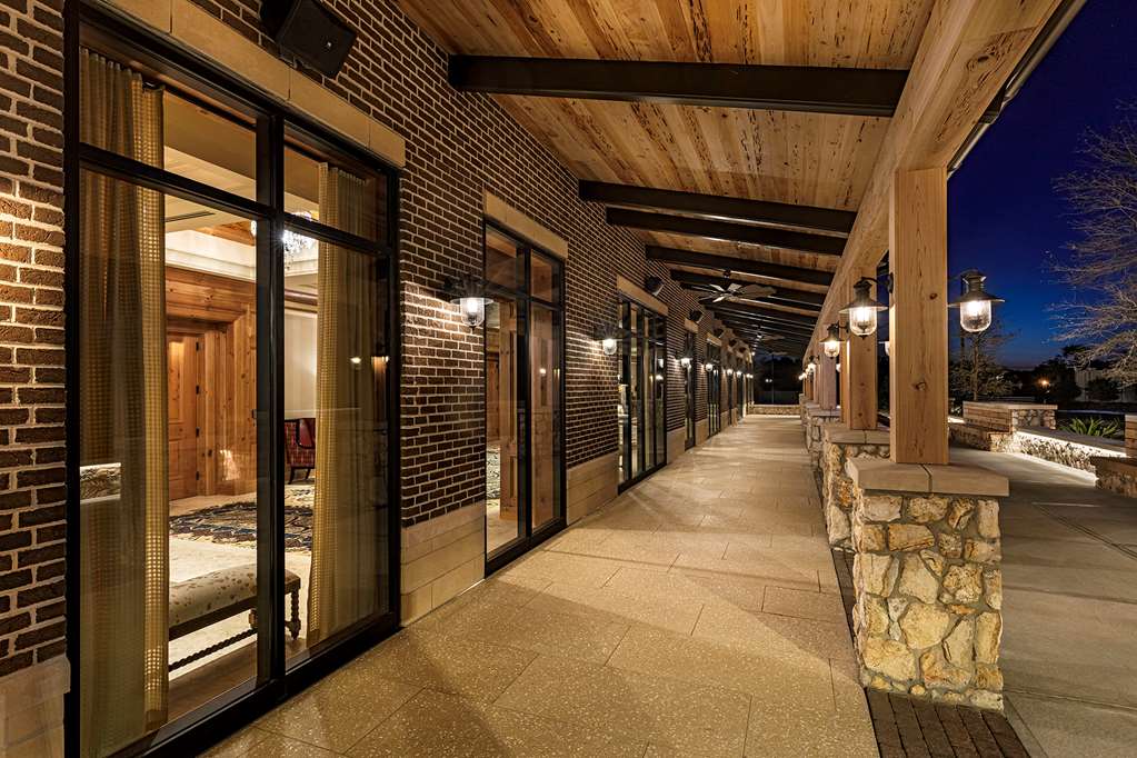 Brownwood Hotel & Spa - photo 11