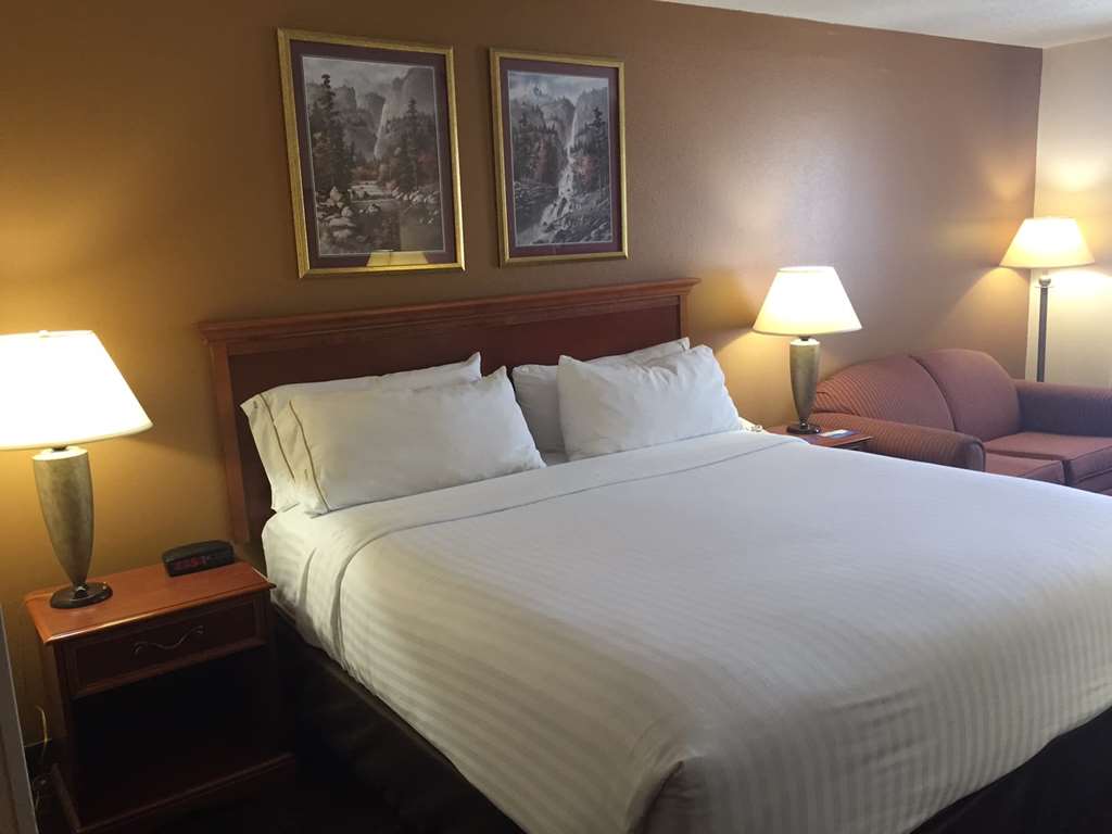 Baymont by Wyndham Portage Indiana Dunes - photo 16