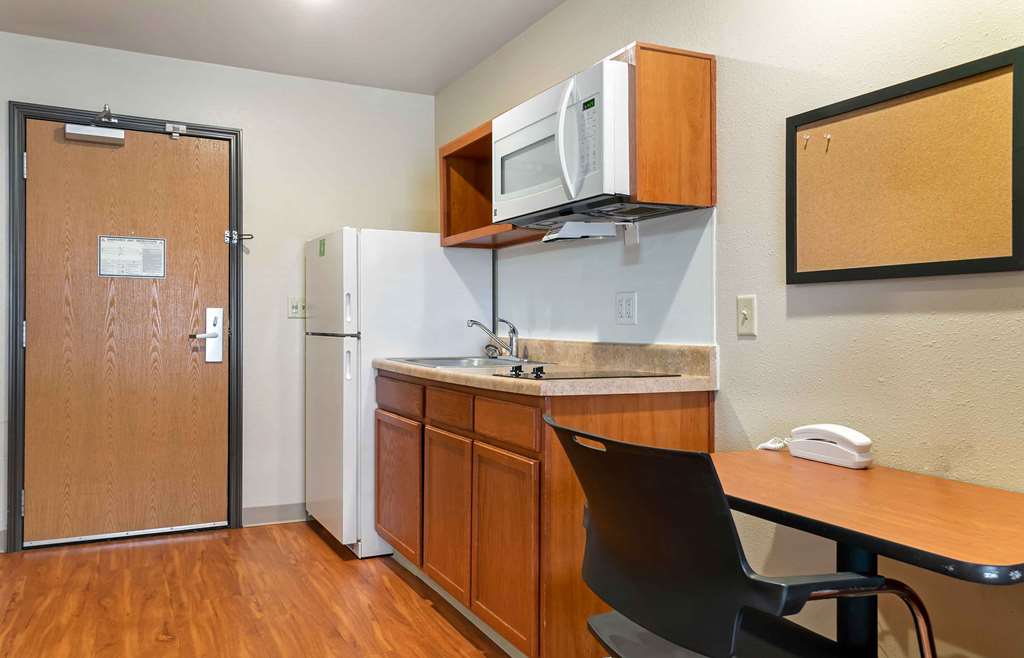 Extended Stay America Select Suites Grand Rapids Wyoming - photo 14