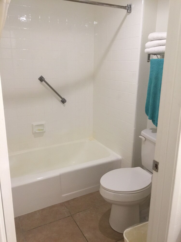 Motel6 Artesia CA - photo 34