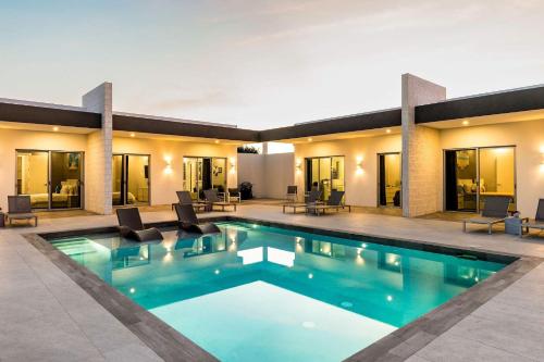 Private Pool Villa Ocean Views Steps from Beach — 4-Star Luxury Hotel in Providenciales, Turks and Caicos Islands