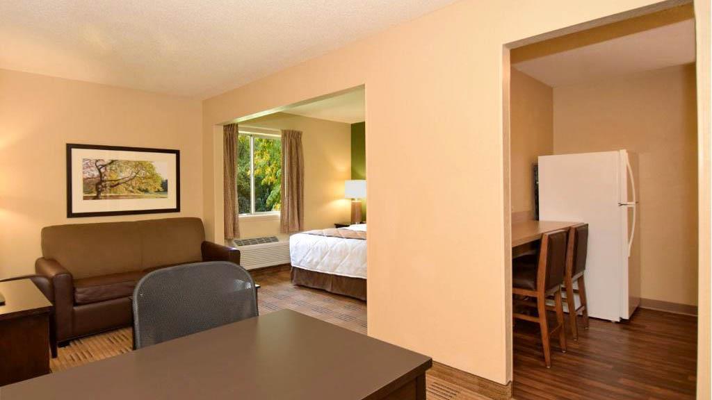 Studio 6 Extended Stay St Louis MO Westport Craig Road - photo 13
