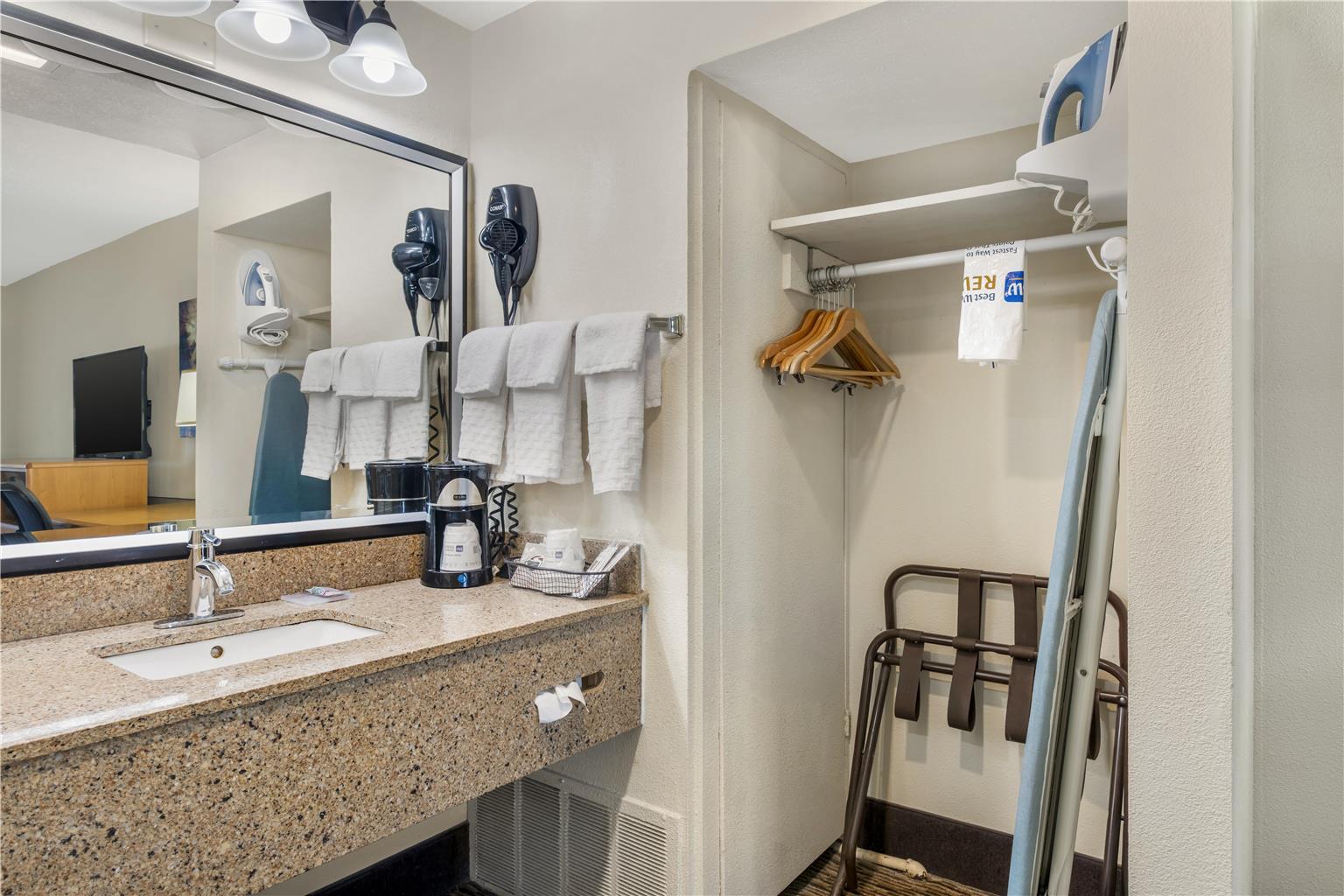 Best Western Winchester Hotel - photo 32