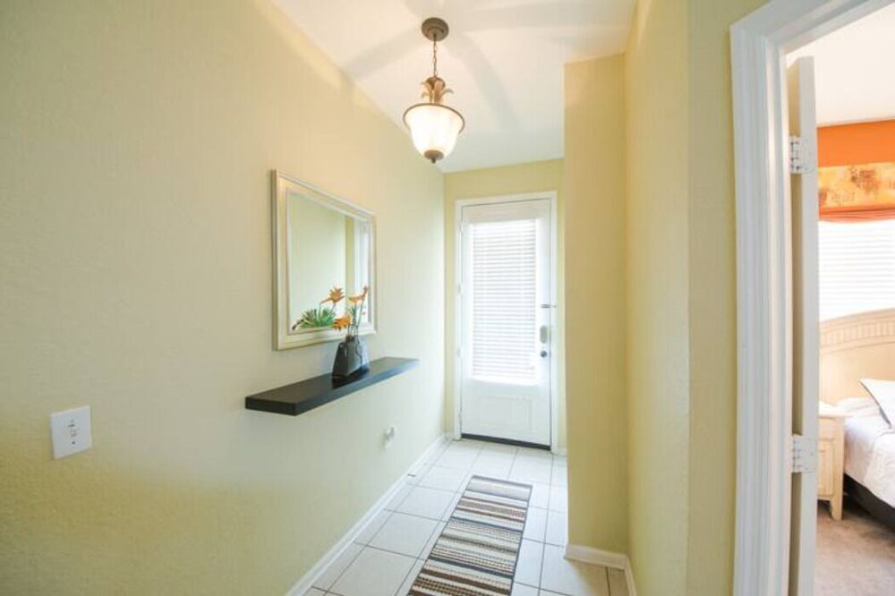3BR Windsor Hills Townhome 7671 by OVRH VR - photo 30
